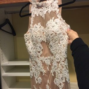 White/nude evening/cocktail dress