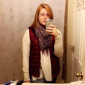 Meet your Posher, Veronica