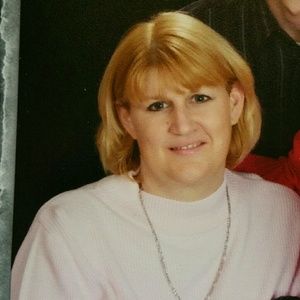 Meet your Posher, Lorrie