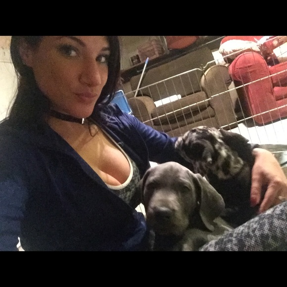 Meet your Posher, Krystal - Picture 2 of 2