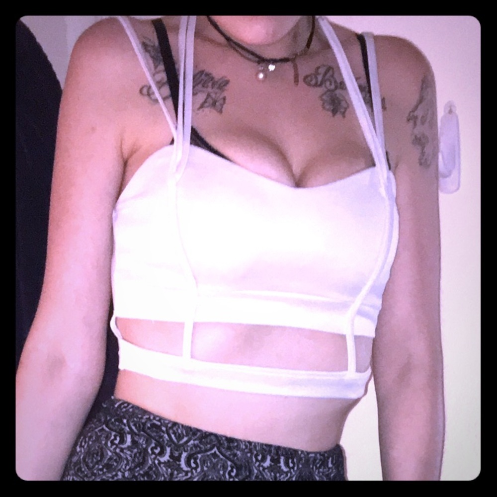 Cage crop