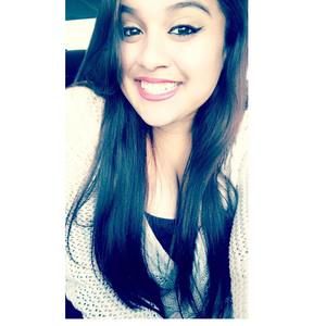 Meet your Posher, Stefanie