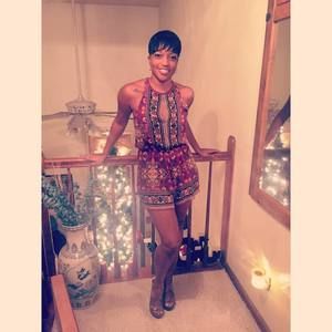 Meet your Posher, Dominique