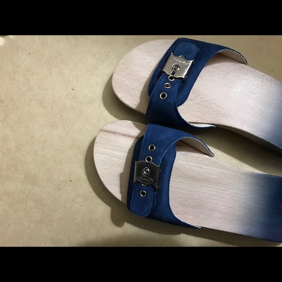 Dr Scholl's Original Suede & Wood Slide Sandal 8 - Picture 2 of 4