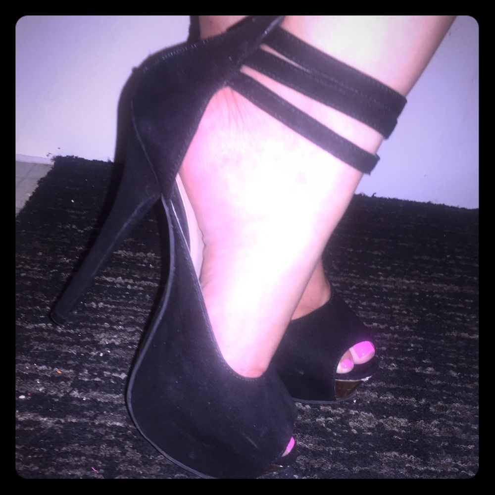 Just fab heels size 7.5