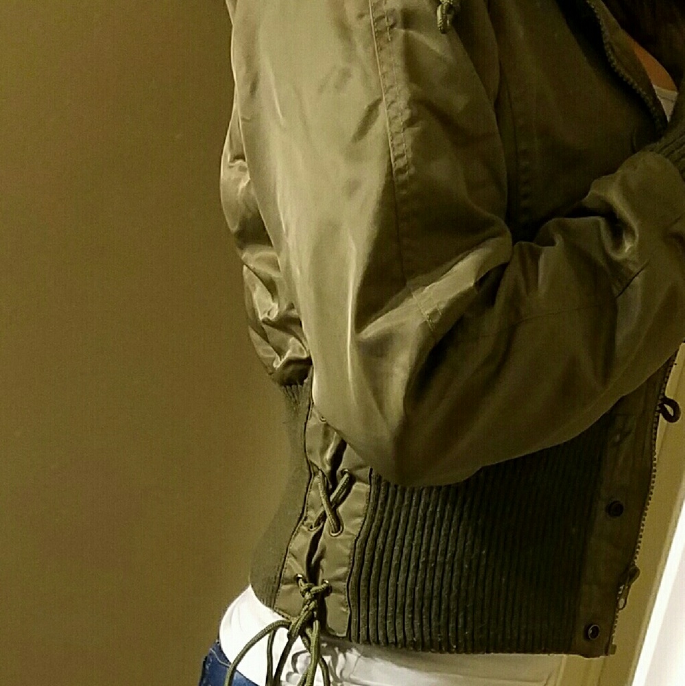 Finesse jacket - Picture 2 of 4
