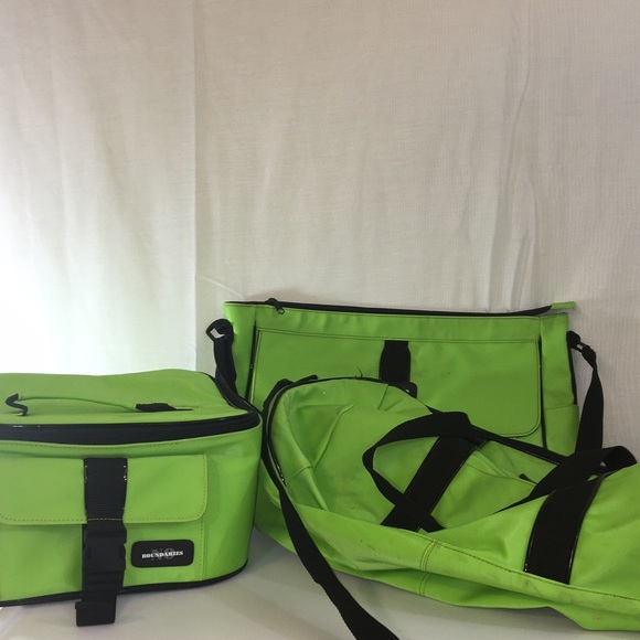 Green Luggage Set - Picture 2 of 8
