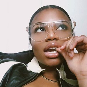 Meet your Posher, Aliyah