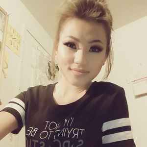 Meet your Posher, Vivi