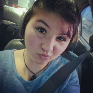 Meet your Posher, Carla