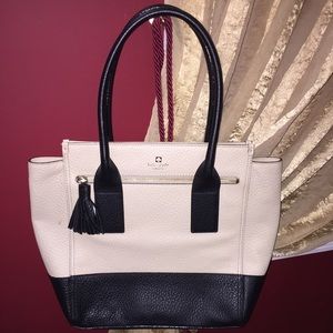 Kate spades tote bag