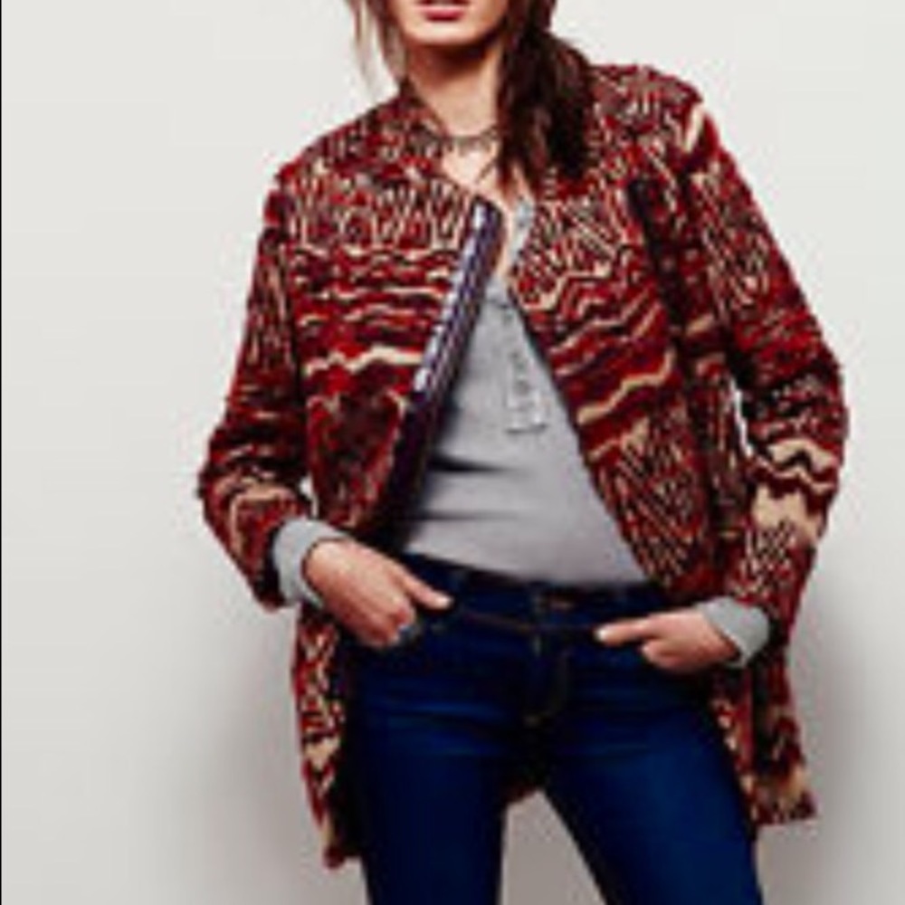 FREE PEOPLE Red Tribal Patterned Wool Coat(size M)