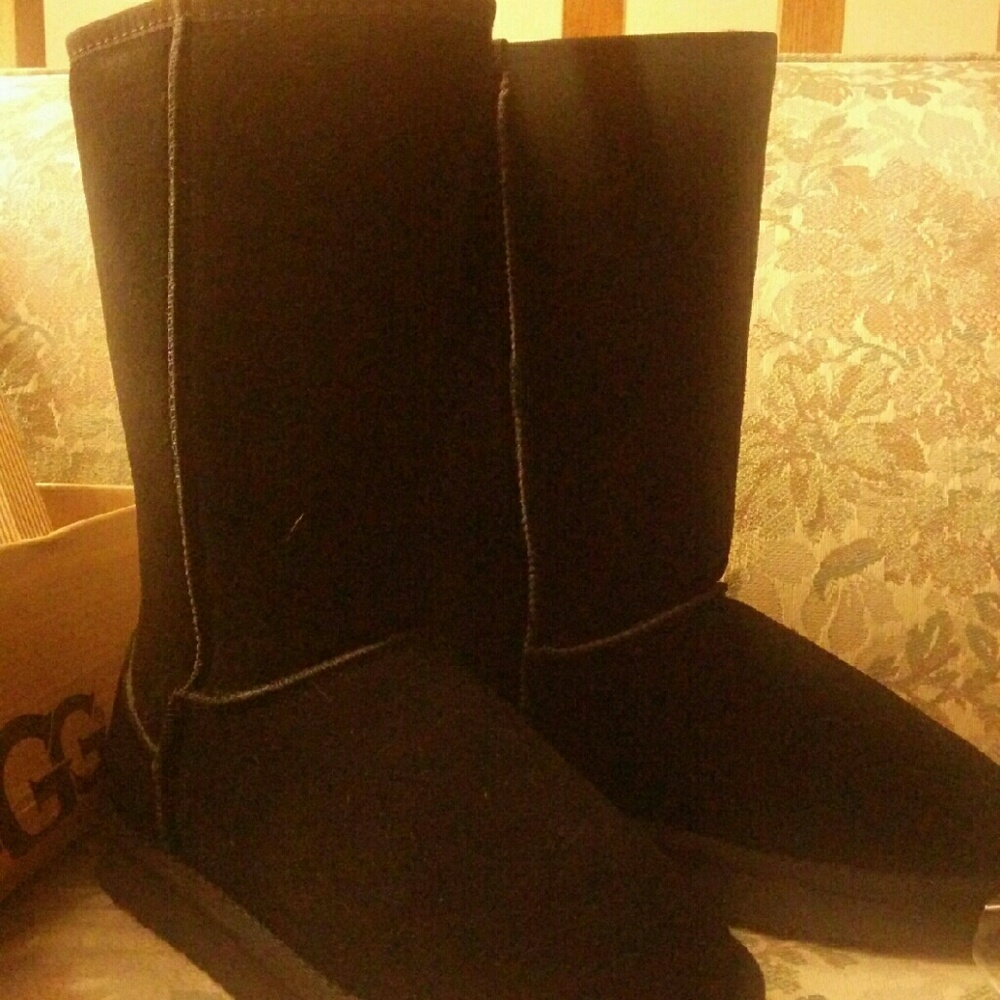 Ugg Classic Tall black boots size 5