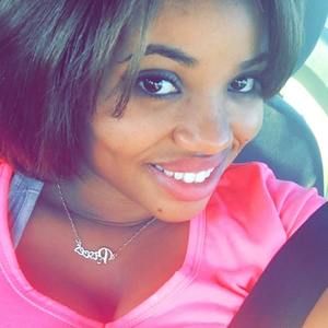 Meet your Posher, Halanna