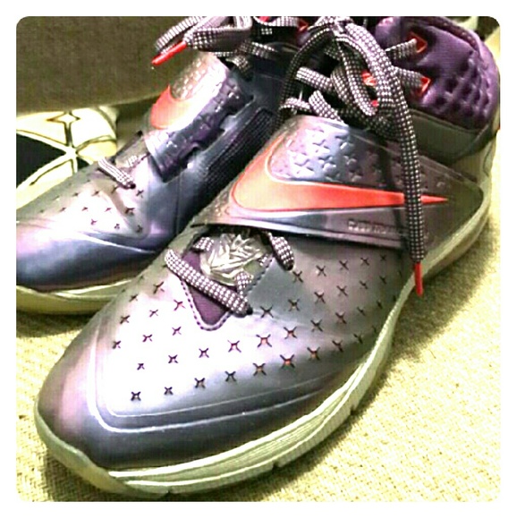 2014 Bike Air Max Calvin Johnson Megatrons - Picture 1 of 1