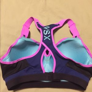 Victoria's Secret sports bra 36D
