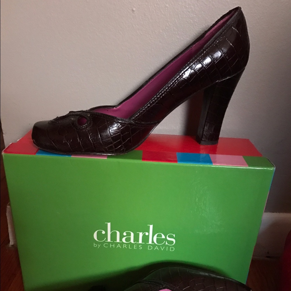 Charles by Charles David dark brown croco heels