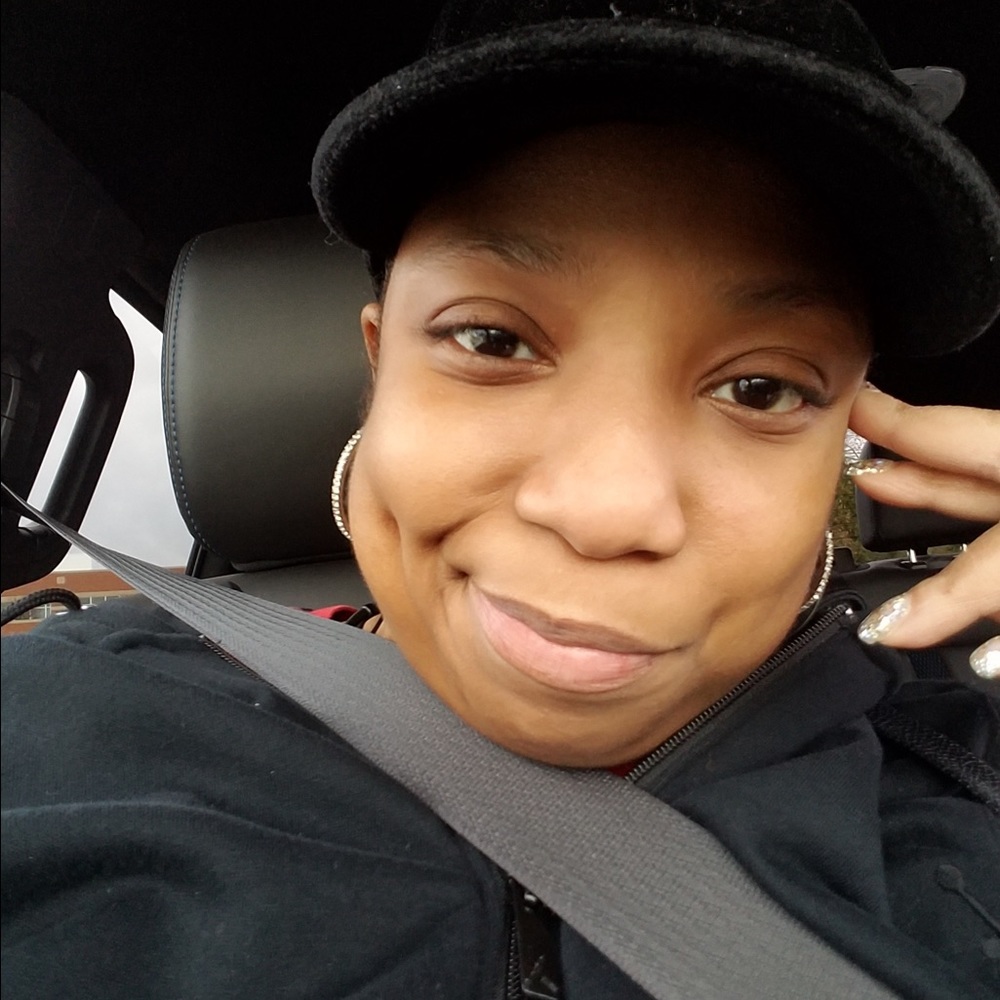 Meet your Posher, Kim