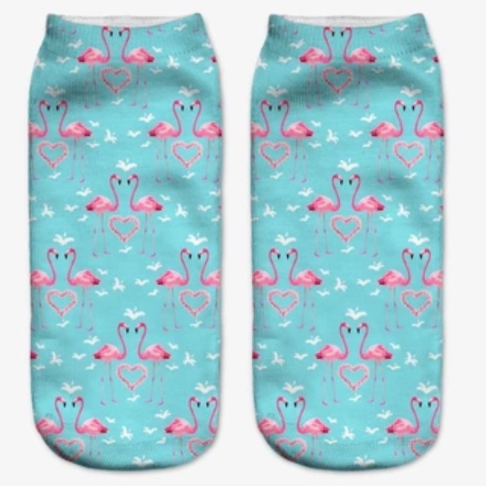 Flamingo Hearts Ankle Socks