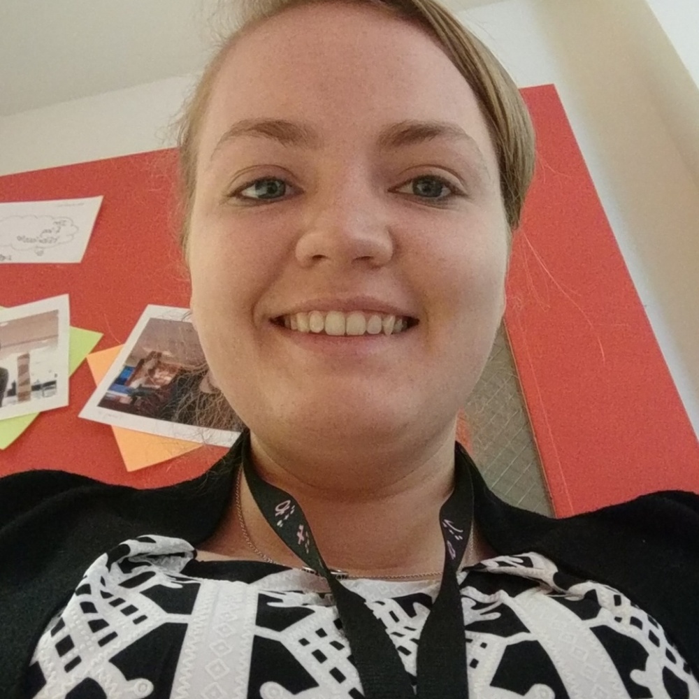 Meet your Posher, Lorraine