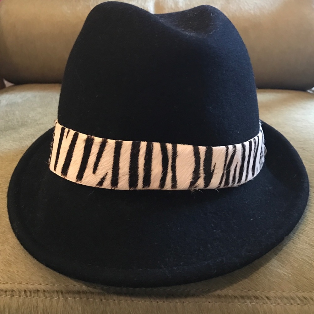 100% Wool Christys crown series hat.