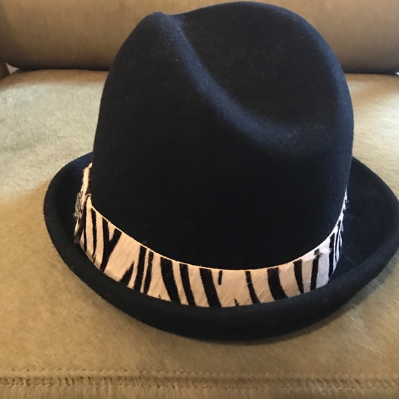 100% Wool Christys crown series hat. - Picture 4 of 4