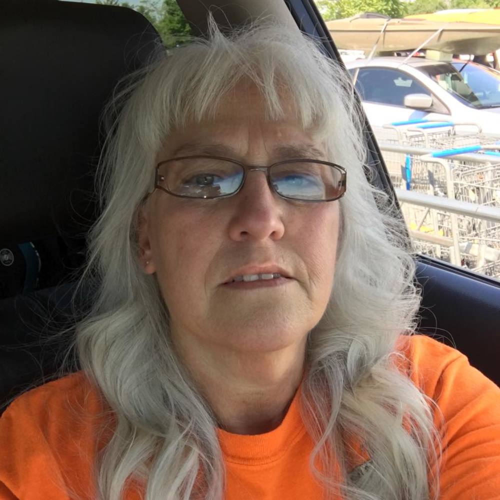 Meet your Posher, Brenda