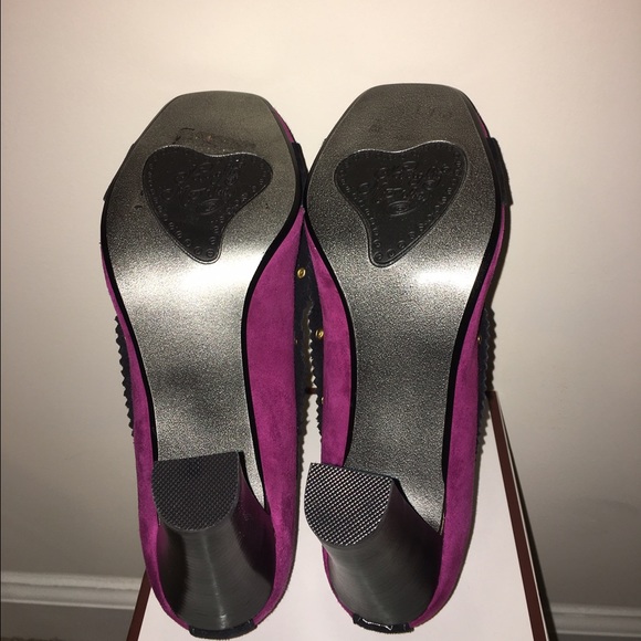 Naughty Monkey squared toe suede heels - Picture 4 of 4