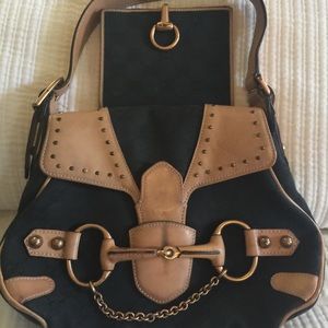 Authentic Gucci bag/matching wallet