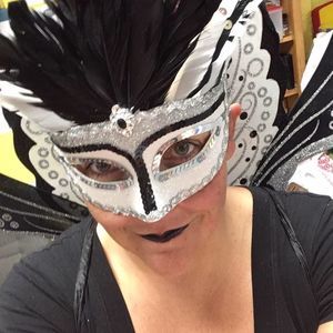 Meet your Posher, Christine