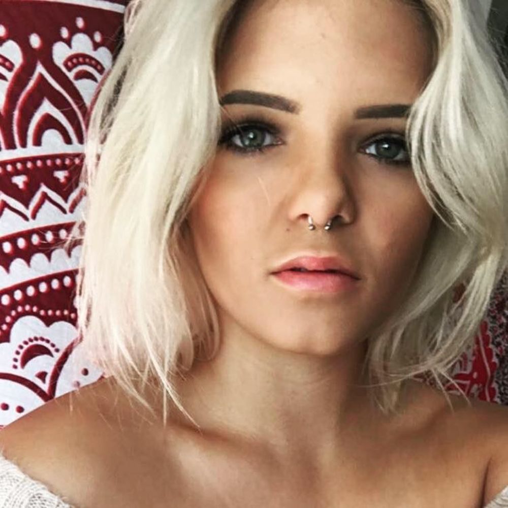 Meet your Posher, Abbie