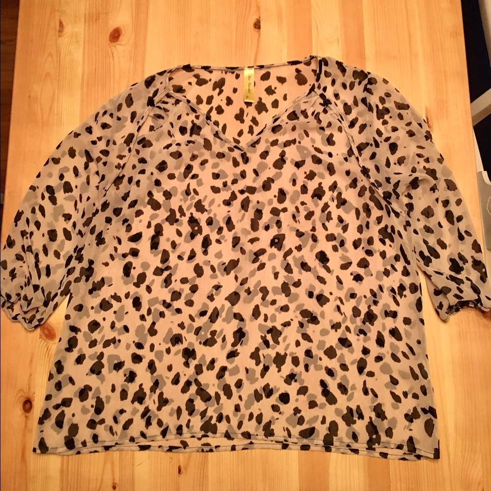 Black and White Printed Top