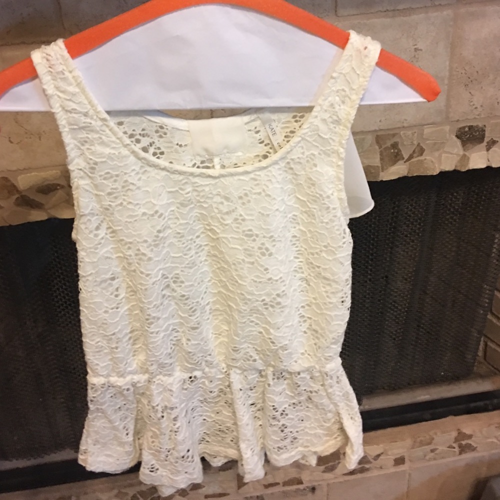 Gorgeous crotchet style top