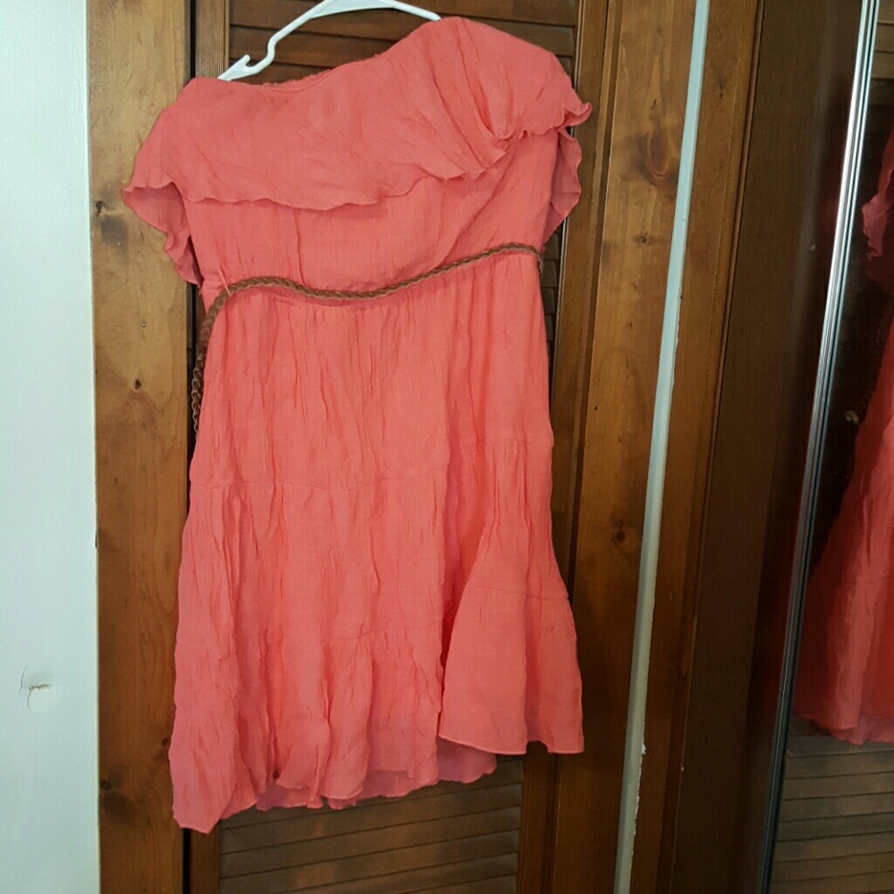 Strapless dress