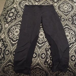 Lulu lemon crop yoga pants