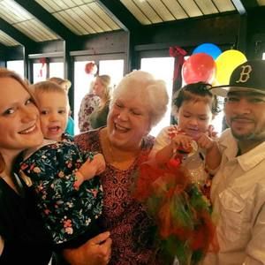 Meet your Posher, Courtney