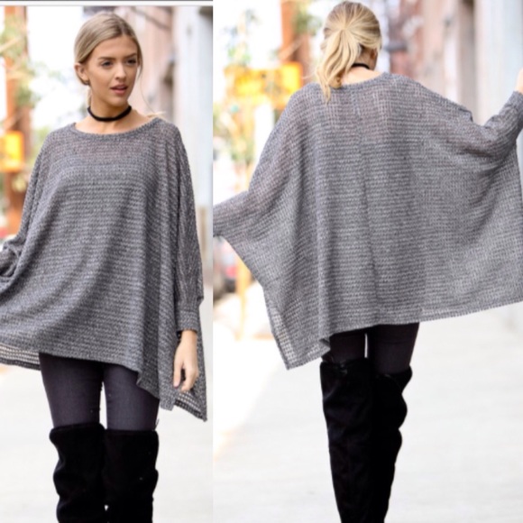 ❣️LAST❣️ Gray Batwing Poncho Style Tunic Top - Picture 2 of 2
