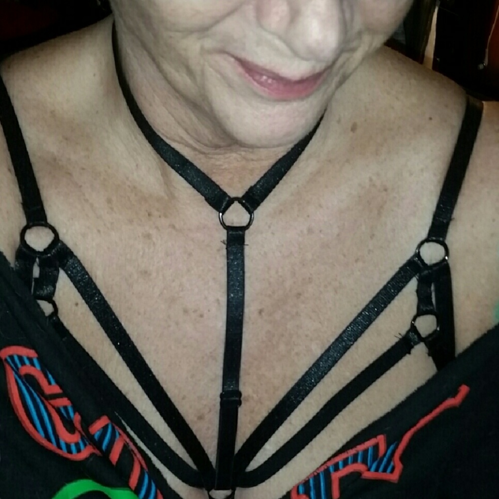 STRAPPY HARNESS IN BLACK~VARIOUS SIZES