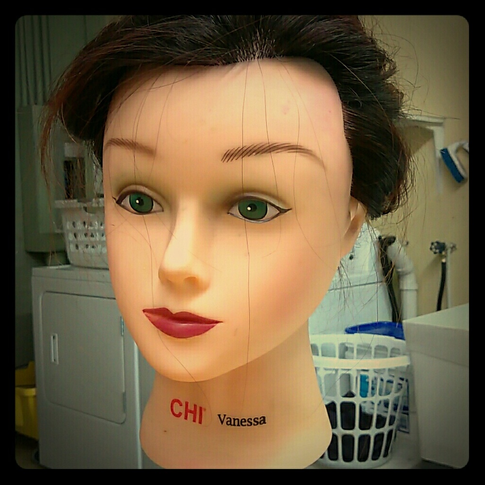 I am a Licensed Cosmetologist!!