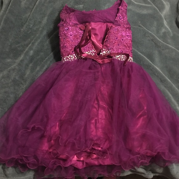 Grape colored homecoming dress - Picture 2 of 3