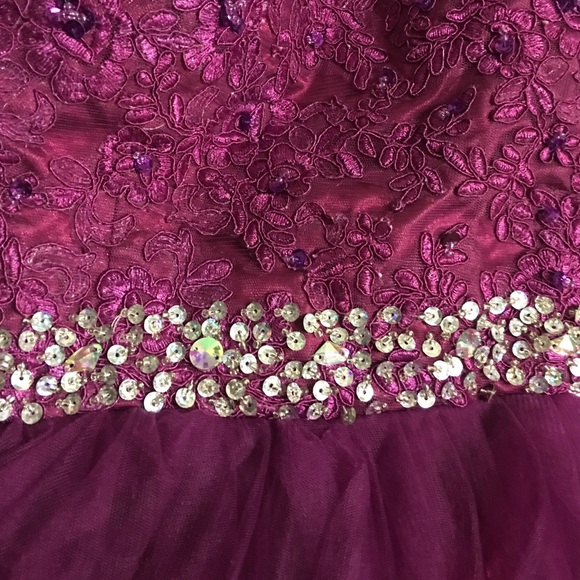 Grape colored homecoming dress - Picture 3 of 3