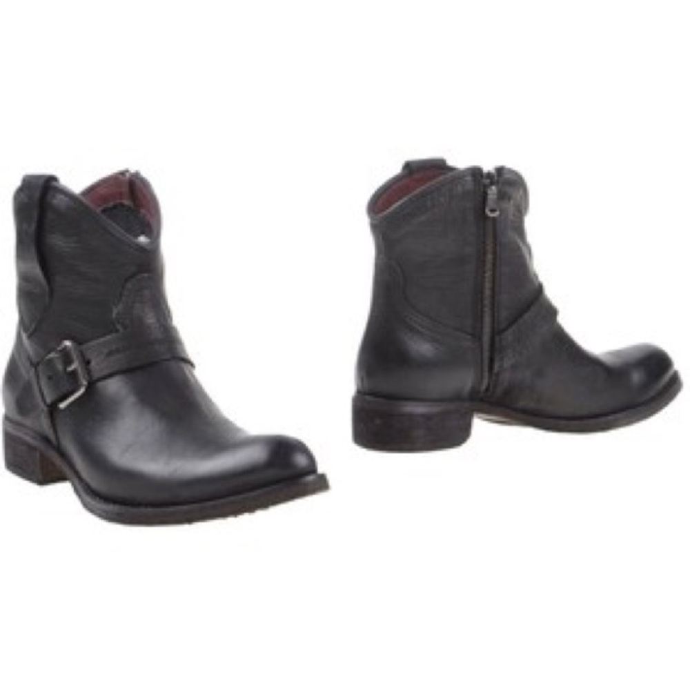 Keb black leather zip ankle boots