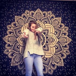 Meet your Posher, Hope