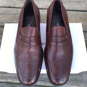Johnston and Murphy Men's shoes