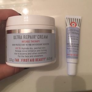 First aid beauty bundle💋
