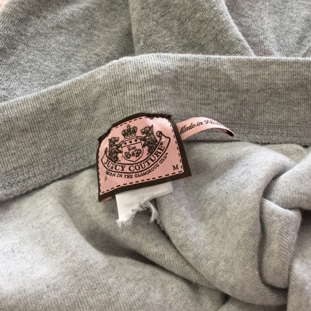 Awesome comfy terry juicy sweats ! Size M
