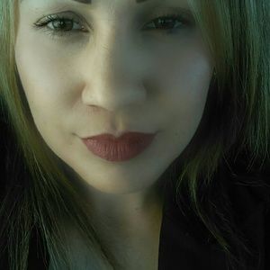 Meet your Posher, Araceli