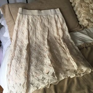 Lace skirt
