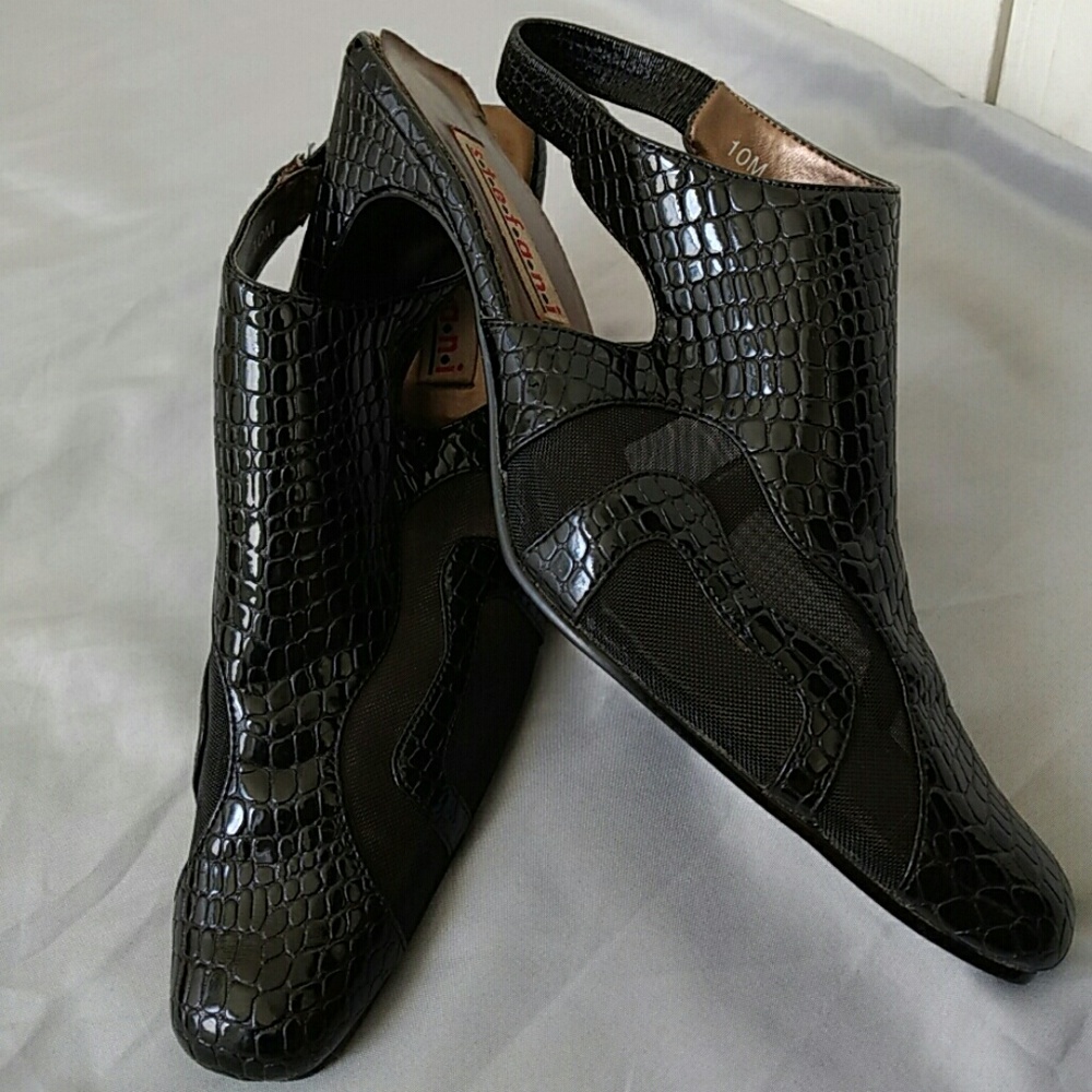 Stefani Black croc print slingback sz: 10