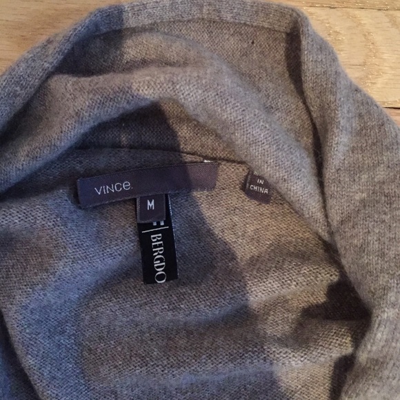 Vince Wrap Front Cashmere Sweater With Rib Sleeve - Picture 3 of 3